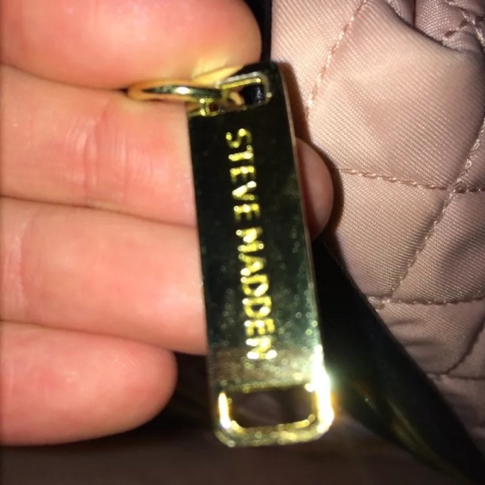 Steve Madden makeup bag - Picture 4 of 4